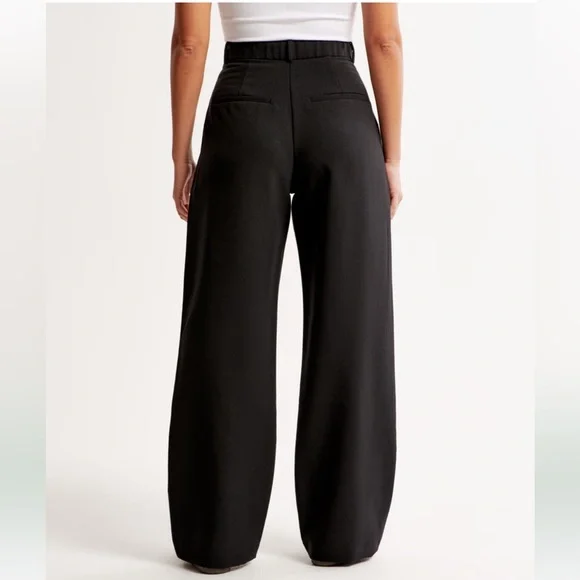 Abercrombie | Curve Love A&F Sloane Tailored Wide Leg Pants in Black - Picture 3 of 13